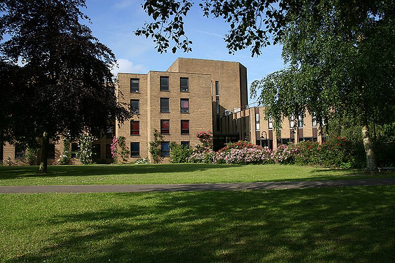Moses and Mary Finley Research Fellowship at Darwin College in UK, 2015