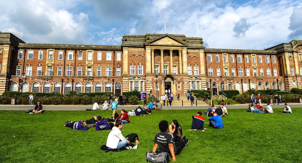Head of School Excellence Scholarship for International Students in UK, 2020